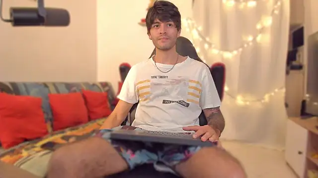 justin stark7 online show from 12/16/25, 08:47