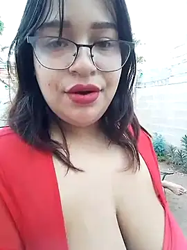 Angiee2001 online show from 03/18/25, 12:38