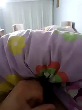 Snapshot of sokrates13 chatting on 02/12/25, 06:40 sokrates13 online show from 02/12/25, 06:40