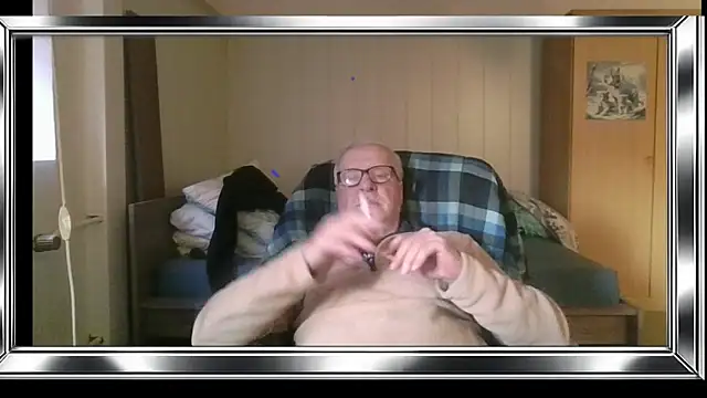 Sammy1660 online show from 05/18/26, 04:02