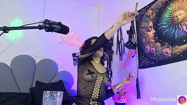 MhiaCorleone online show from 10/18/25, 09:21