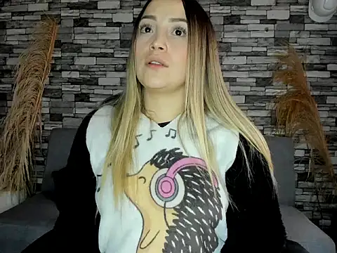 cindy love2 online show from 10/23/25, 07:45