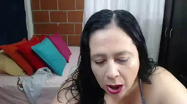 Snapshot of karlaton1977 chatting on 01/03/25, 03:12 karlaton1977 online show from 01/03/25, 03:12