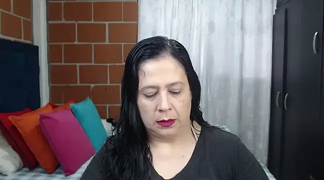 Snapshot of karlaton1977 chatting on 01/14/25, 04:08 karlaton1977 online show from 01/14/25, 04:08