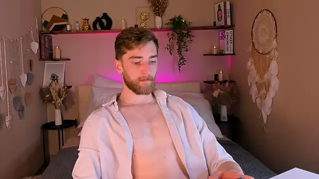 Snapshot of DexterDexx chatting on 10/04/25, 09:46 DexterDexx online show from 10/04/25, 09:46