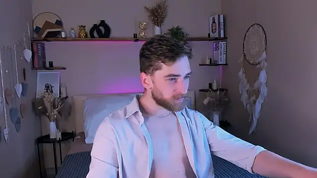 Snapshot of DexterDexx chatting on 10/06/25, 09:23 DexterDexx online show from 10/06/25, 09:23