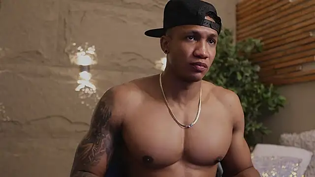 Logan Varela online show from 01/06/26, 11:25