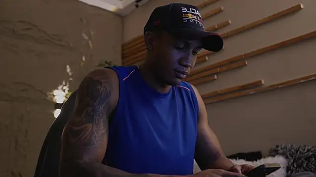 Snapshot of Logan_Varela chatting on 02/18/26, 01:40 Logan Varela online show from 02/18/26, 01:40