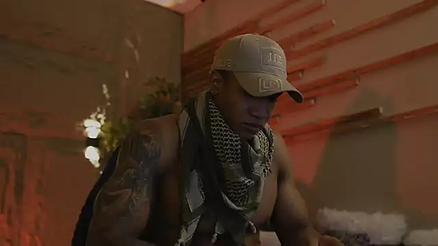 Snapshot of Logan_Varela chatting on 02/20/26, 01:44 Logan Varela online show from 02/20/26, 01:44