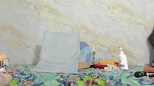 Snapshot of hari_lissaw chatting on 01/31/25, 09:16 hari lissaw online show from 01/31/25, 09:16