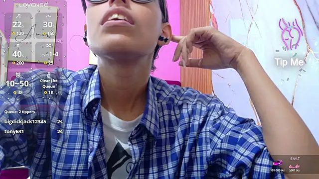 yourcuteneighbourr online show from 04/08/26, 03:06