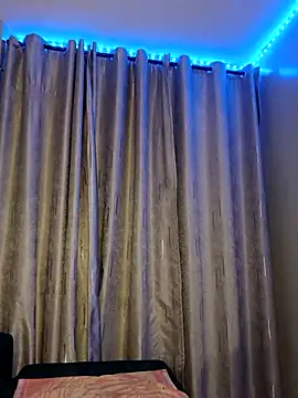 C-yoyo online show from 04/12/26, 09:42