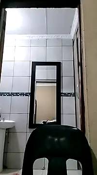 Snapshot of bigvendadick chatting on 03/08/25, 05:33 bigvendadick online show from 03/08/25, 05:33