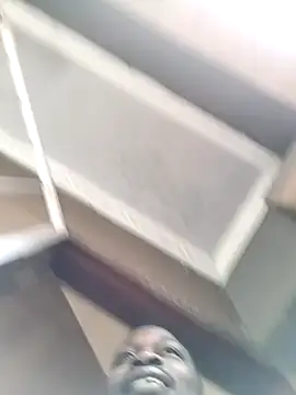 Snapshot of bigvendadick chatting on 03/21/25, 02:18 bigvendadick online show from 03/21/25, 02:18