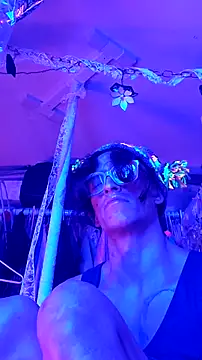 gurlnips online show from 10/13/25, 05:07