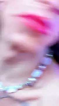 gurlnips online show from 11/11/25, 04:07