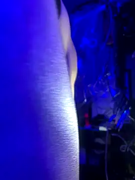 gurlnips online show from 12/18/25, 01:06