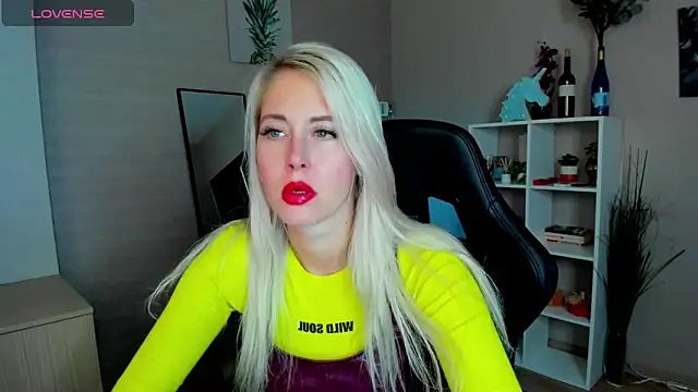 Mermaid N online show from 09/22/25, 01:40