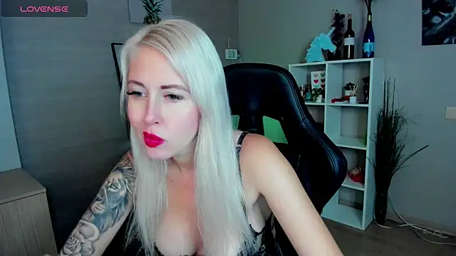 Mermaid N online show from 09/30/25, 01:32