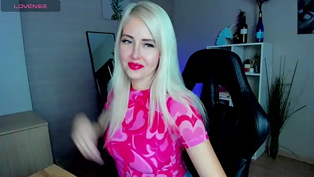 Mermaid N online show from 10/17/25, 01:31