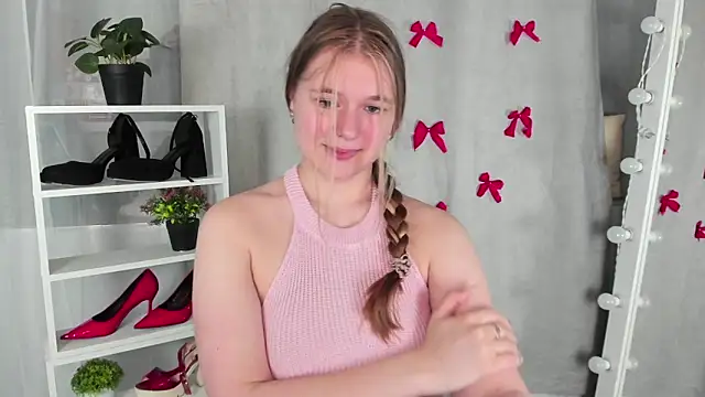 Rebecca Kelly online show from 01/28/25, 09:40