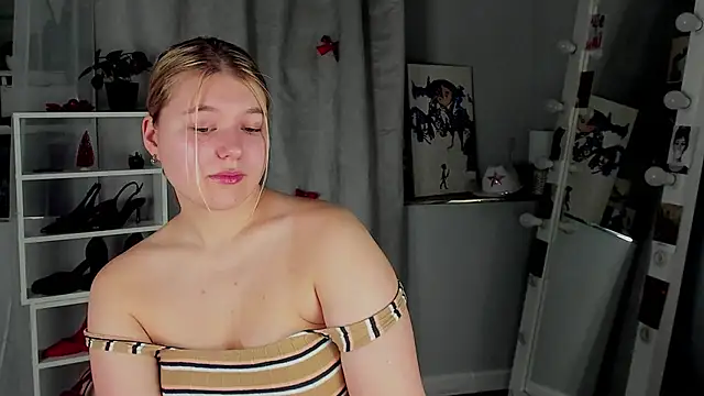 Rebecca Kelly online show from 01/08/26, 02:47