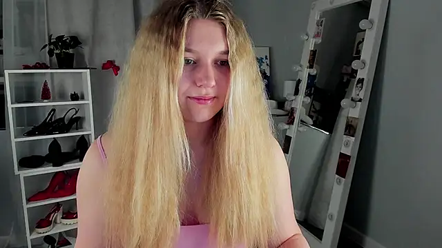 Rebecca Kelly online show from 01/12/26, 02:28