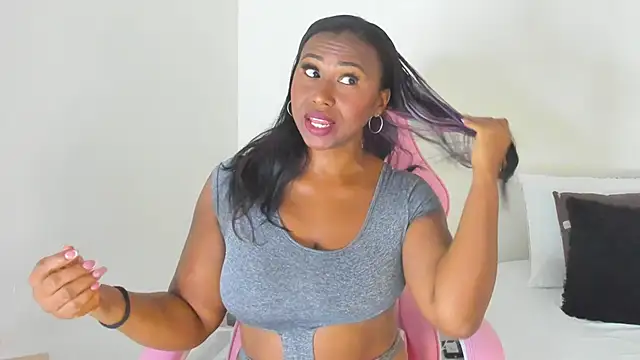 alexajhonson1012 online show from 02/13/25, 03:24