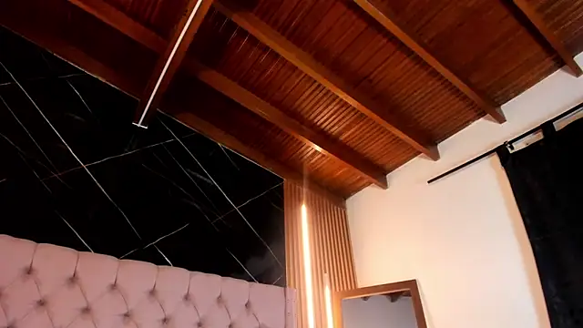 ShanellBlack online show from 09/17/25, 04:36