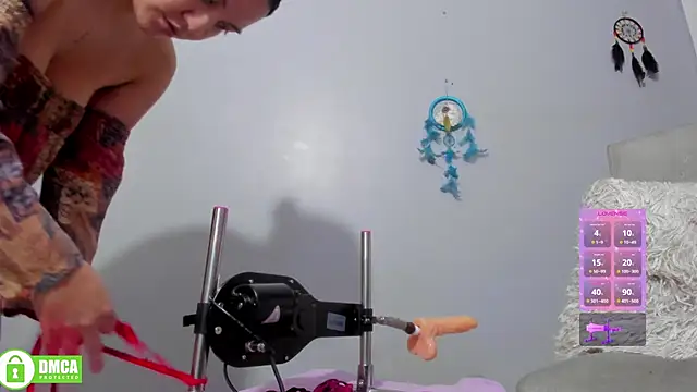 Snapshot of carla_rossin chatting on 10/14/25, 04:46 carla rossin online show from 10/14/25, 04:46