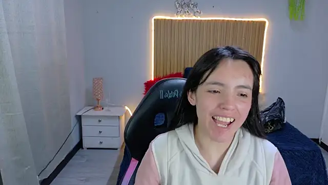 sailor moon07 online show from 04/23/26, 06:03