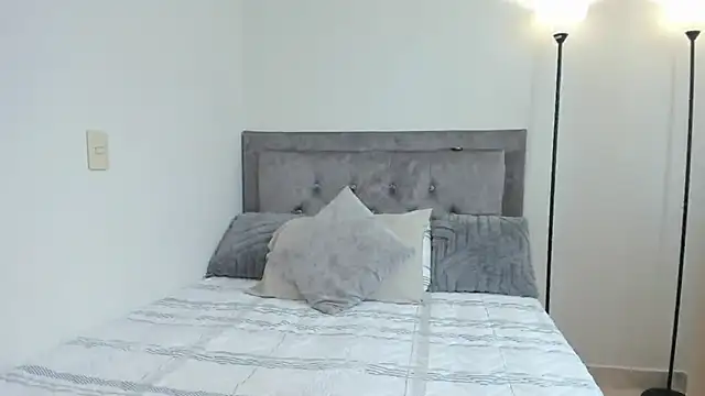 DarlinJones online show from 12/27/24, 04:10