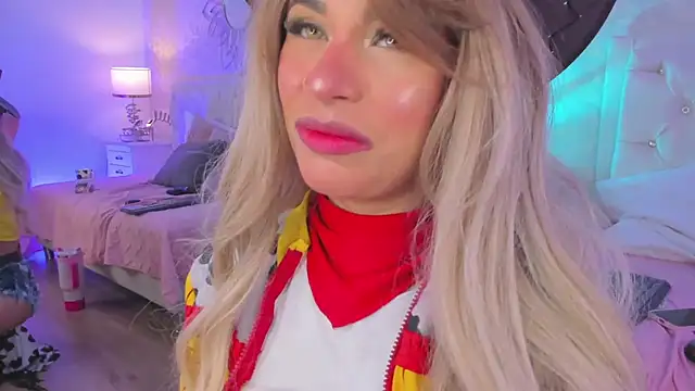 Iara Smith1 online show from 11/04/25, 12:59