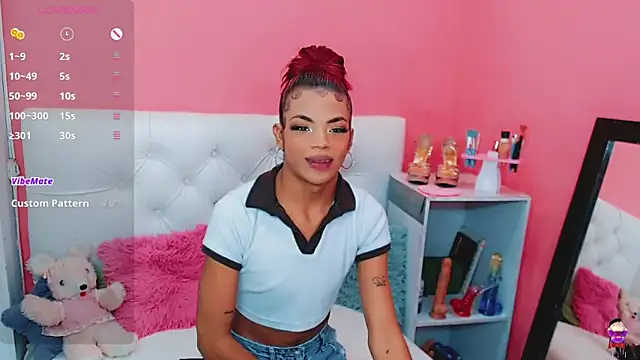 Snapshot of alexa-xxx- chatting on 02/19/25, 11:17 alexa-xxx- online show from 02/19/25, 11:17