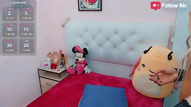 Snapshot of alexa-xxx- chatting on 10/04/25, 04:10 alexa-xxx- online show from 10/04/25, 04:10