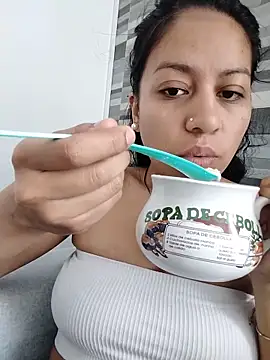 Tiphanydirty3 online show from 05/26/26, 04:14