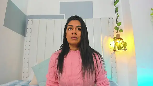 hannah gray online show from 10/13/25, 11:10