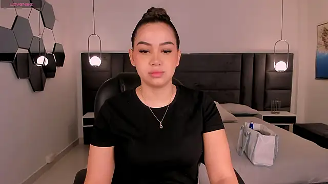 CelestePalmer  online show from 02/16/26, 10:00