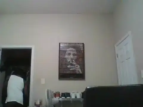 Snapshot of Hugedick0071 chatting on 01/04/25, 05:48 Hugedick0071 online show from 01/04/25, 05:48