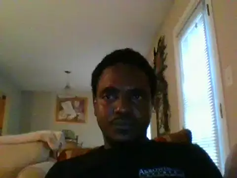Snapshot of Hugedick0071 chatting on 02/08/25, 10:40 Hugedick0071 online show from 02/08/25, 10:40