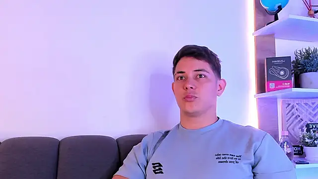 Alan hadid1 online show from 03/15/26, 09:54