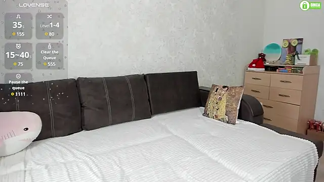 Snapshot of pretty_yong_cat chatting on 01/21/25, 12:50 pretty yong cat online show from 01/21/25, 12:50