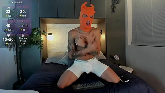 DrakeNeumann online show from 02/17/25, 03:36