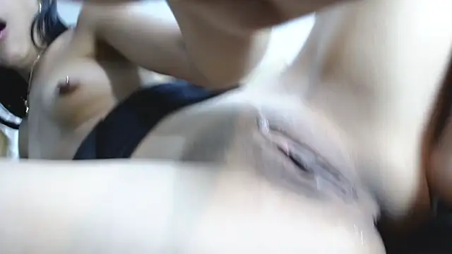 Snapshot of srta_luciana chatting on 01/28/25, 03:04 srta luciana online show from 01/28/25, 03:04