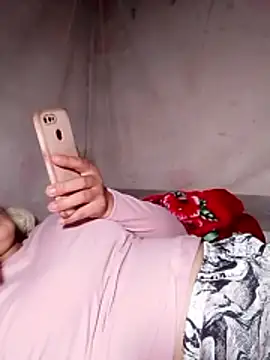 Hotpussy3ox online show from 12/21/25, 03:24