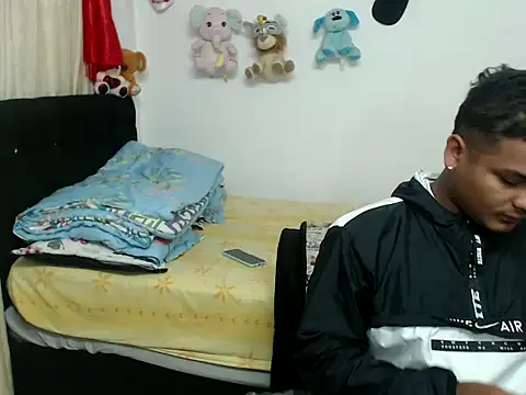 Boycuriousxxx online show from 03/18/25, 10:46