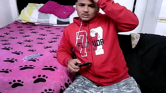 Snapshot of Boycuriousxxx chatting on 03/01/26, 10:28 Boycuriousxxx online show from 03/01/26, 10:28