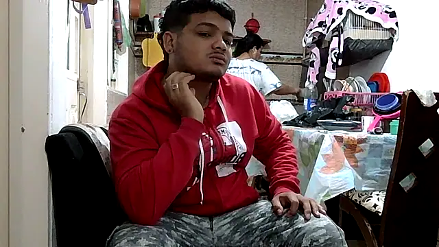 Snapshot of Boycuriousxxx chatting on 04/08/26, 10:59 Boycuriousxxx online show from 04/08/26, 10:59