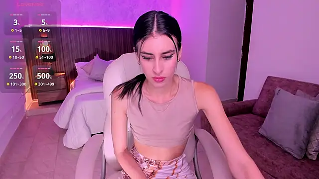 karlaa james online show from 09/20/25, 11:00