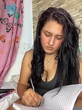 saray gomez22 online show from 12/30/24, 04:09